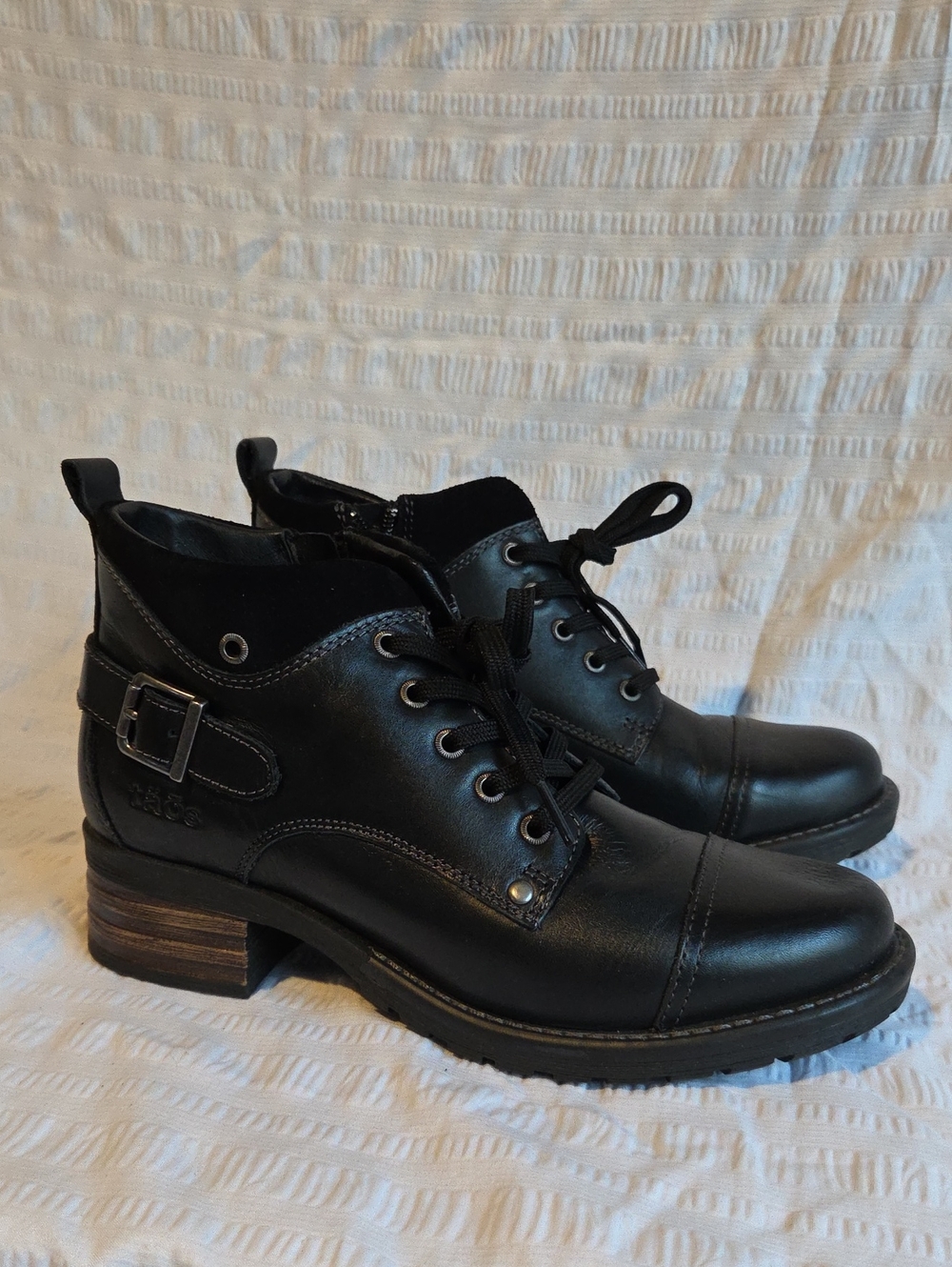 Taos Mini Crave Black Leather Ankle Boots — Size EU 38 / US 7–7.5